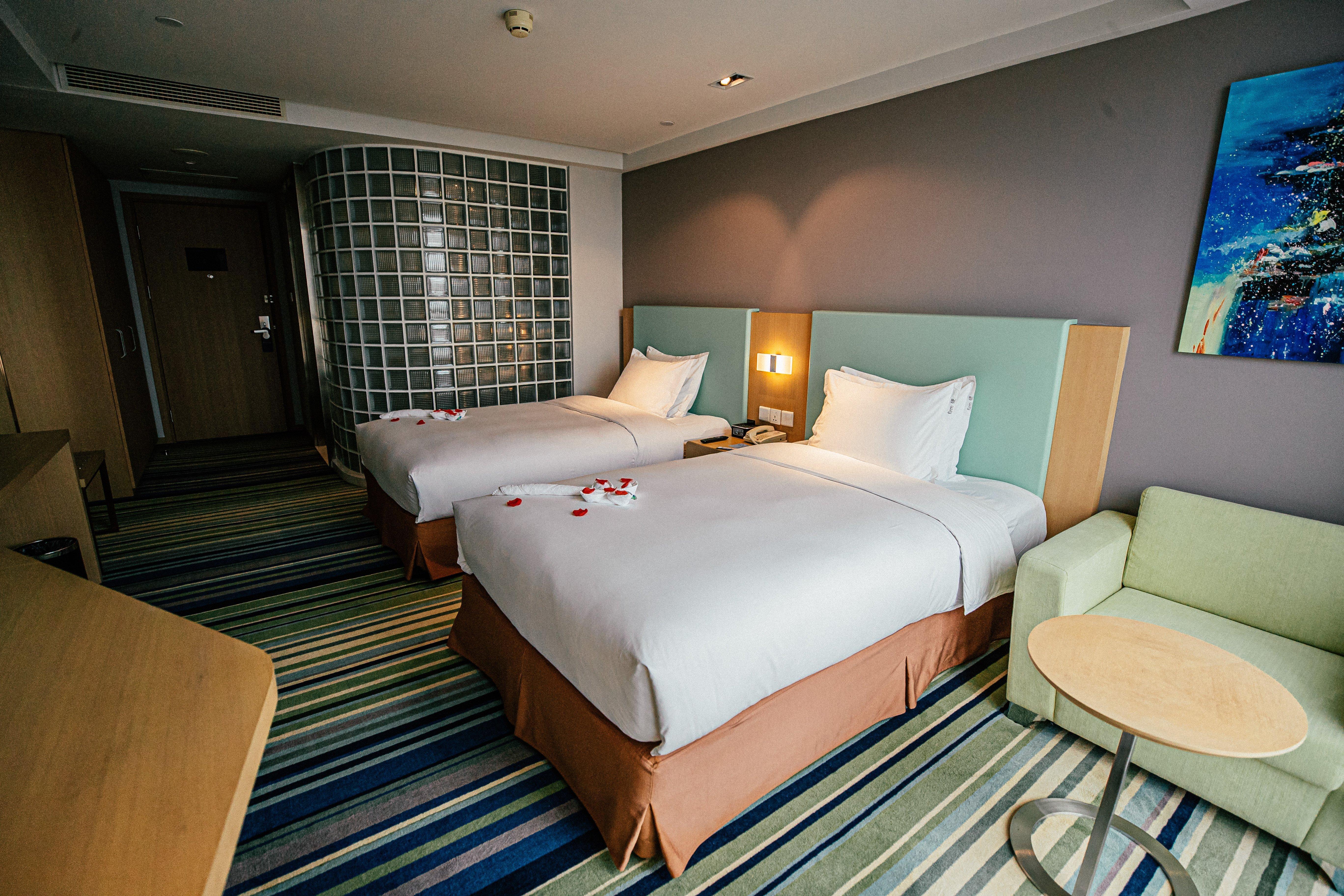 Holiday Inn Express Yingkou Onelong Plaza By Ihg Gaizhou Exterior foto